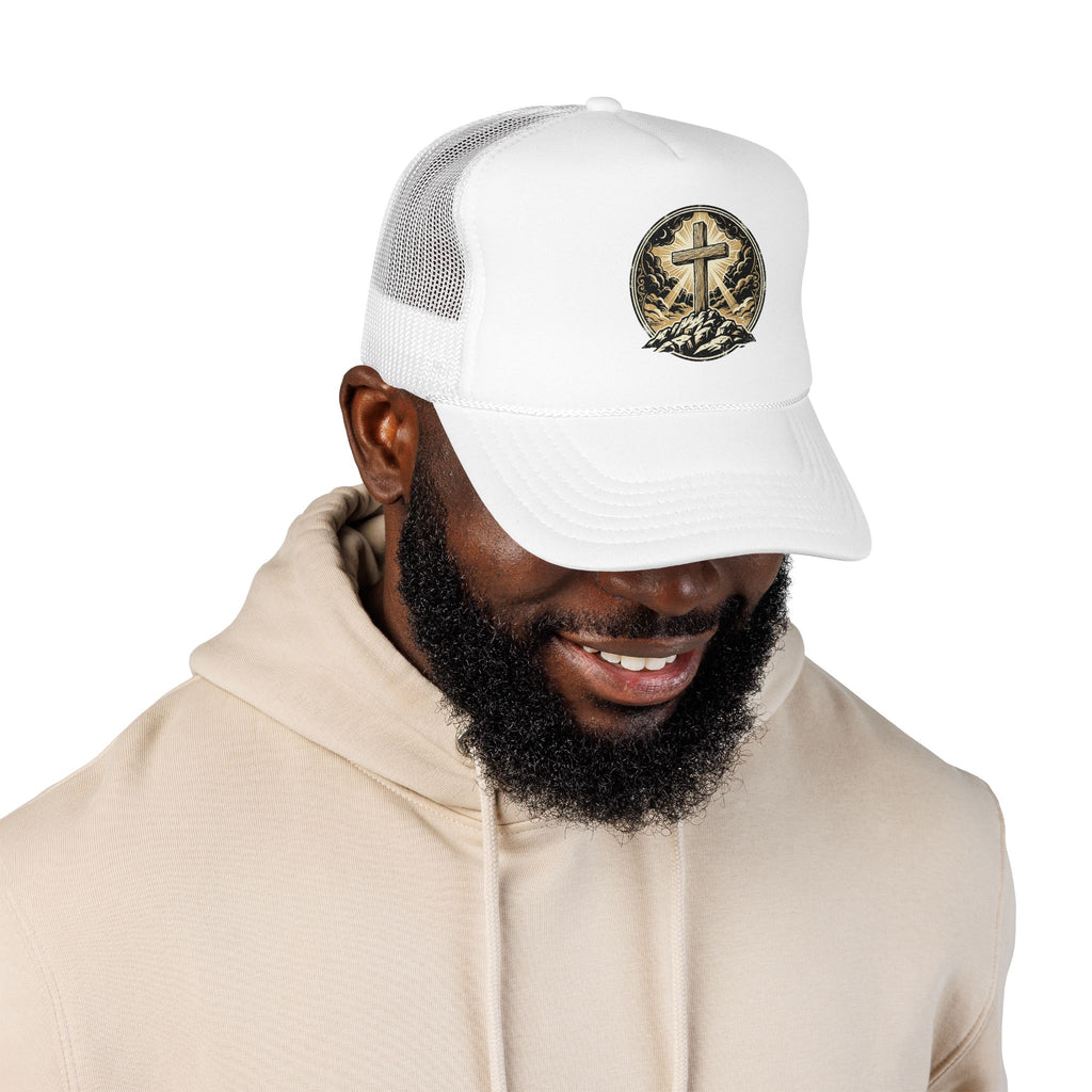 Gorra camionero cruz en la colina | Gorra de malla con fe cristiana